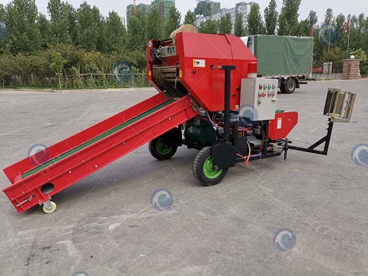 silage packing machine