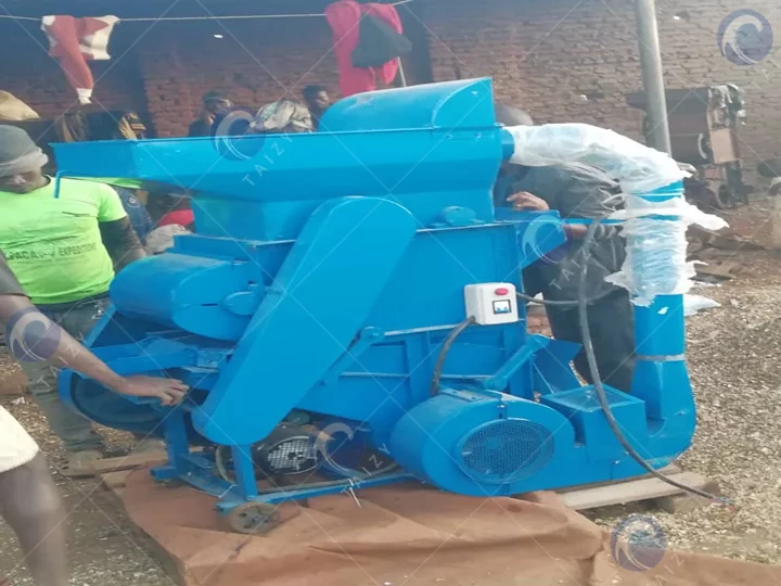 Se vende maquina peladora de maní