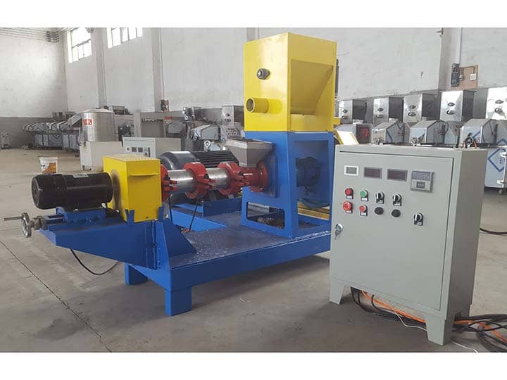Floating fish feed pellet machine sold to Cote d’lvoire