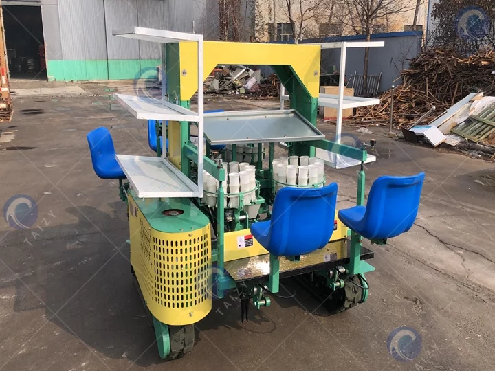 Crawler-Type Transplanter Machine