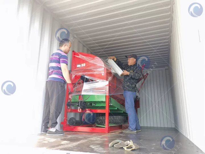 مونگ پھلی کی کٹائی کی مشین