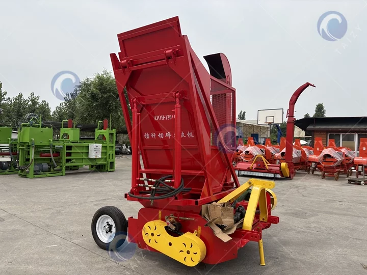 Silage Harvesting Machine Helps Improve Forage Processing in Vietnam